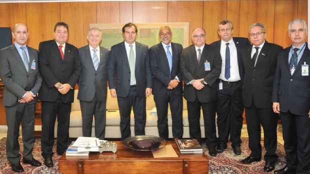 Rodrigo Maia meets deputies of Gaming Committee and IJL directors