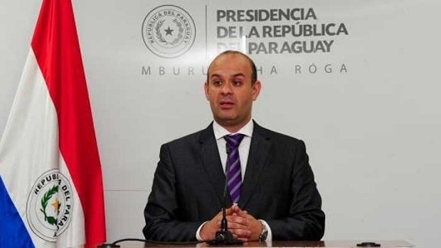 Javier Balbuena renuncia como presidente da Conajzar