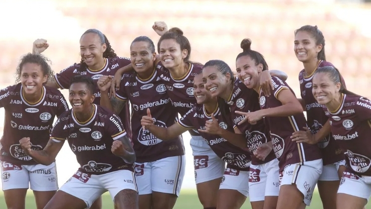 Plataformas de apostas esportivas também dominam o Campeonato Brasileiro de Futebol Feminino