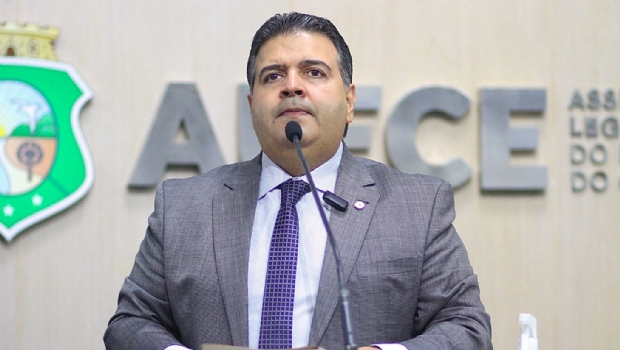 Deputado cearense contesta proposta de regulação dos serviços de loterias por meio da CearaPar