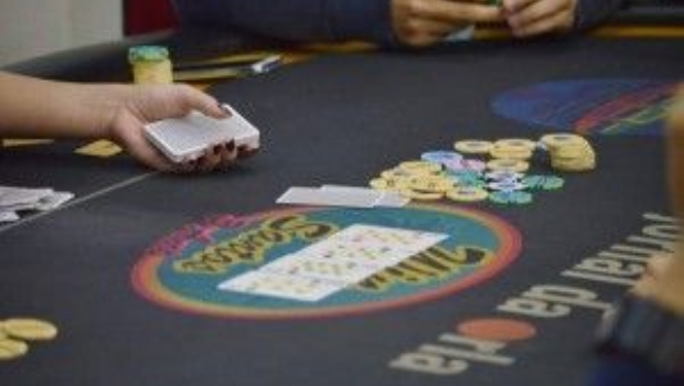 Jogadores se preparam para a etapa do Circuito Baixada Santista de Poker