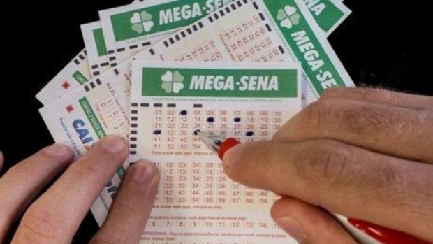 Mega-Sena deve pagar R$ 35 milhões no sábado