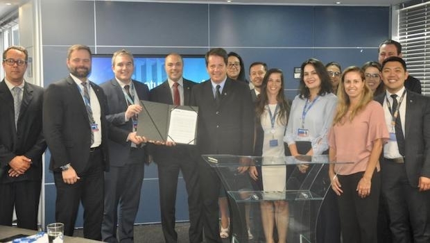 COB and Caixa sign cooperation deal to promote federal lotteries