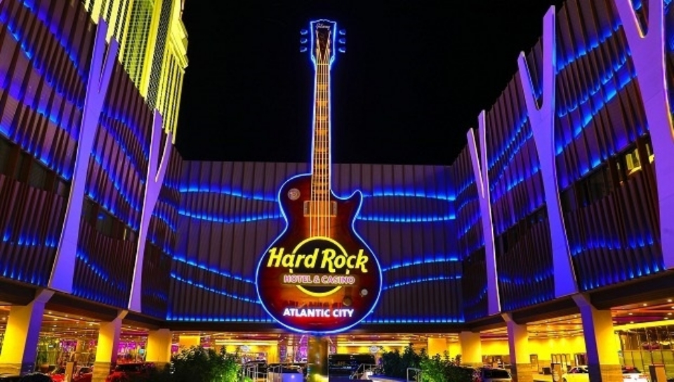 hard rock casino miami yacht club show