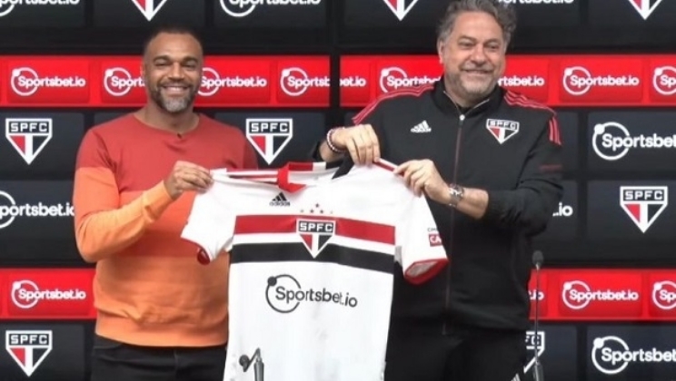 Após o anúncio do histórico acordo, Sportsbet.io estreou na camisa do São Paulo com vitória