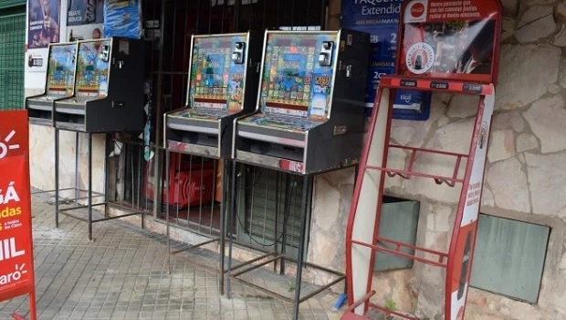 Senators Chamber to discuss banning slots outside of gaming rooms in Paraguay