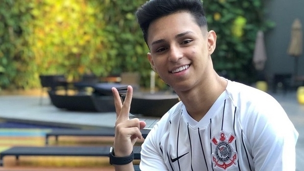 Free Fire World Champion, Nobru to broadcast Athletico x Corinthians game on Twitch