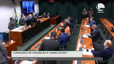 Câmara dos Deputados debate marco regulatório dos jogos e cassinos