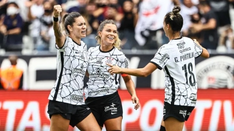 Corinthians e Galera.bet encerram patrocínio no futebol masculino e  feminino - MKT Esportivo