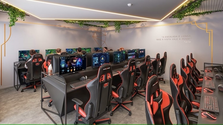 Riot Games do Brasil's new office includes eSport arena to attract gaming  fans - ﻿Games Magazine Brasil
