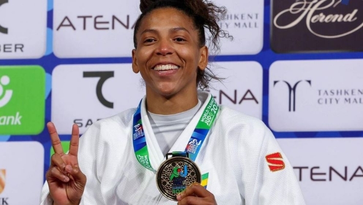 Betnacional promove palestra com judoca medalhista olímpica durante a Expo Favela