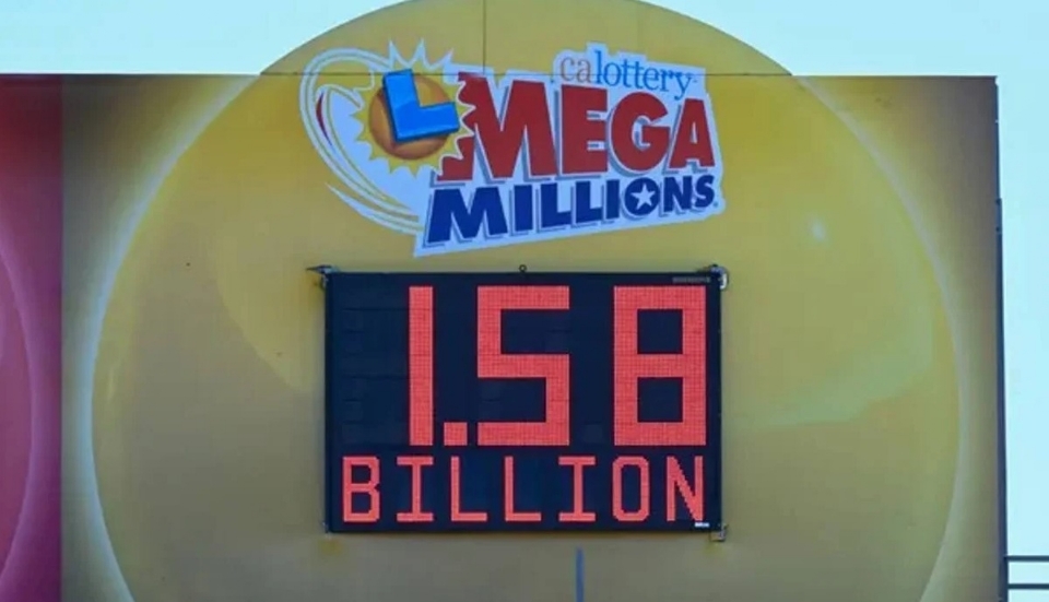 Florida Mega Millions player wins record US1.58b jackpot ﻿Games