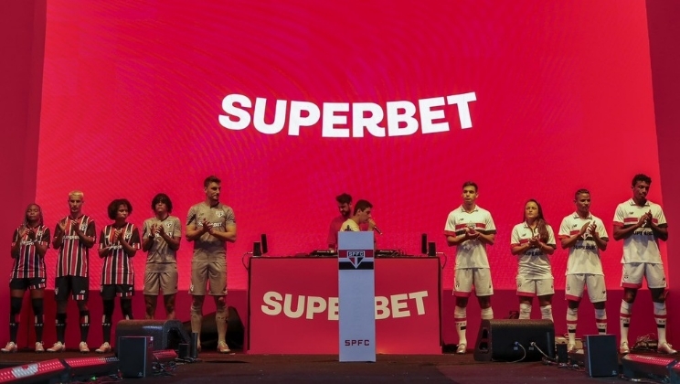 São Paulo apresenta oficialmente a Superbet como patrocinadora máster