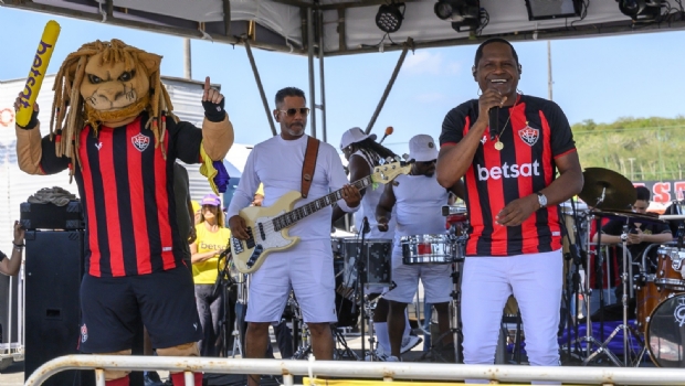 Betsat creates an experience for Vitoria fans with activations and Bahian music shows