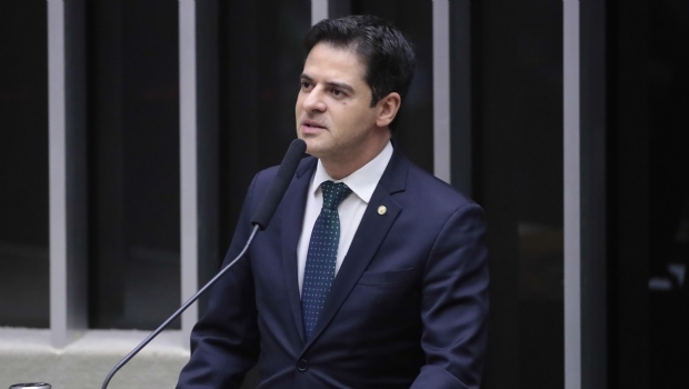 Deputado Ismael Alexandrino quer aumentar fatia da arrecadação com bets que vai para a saúde