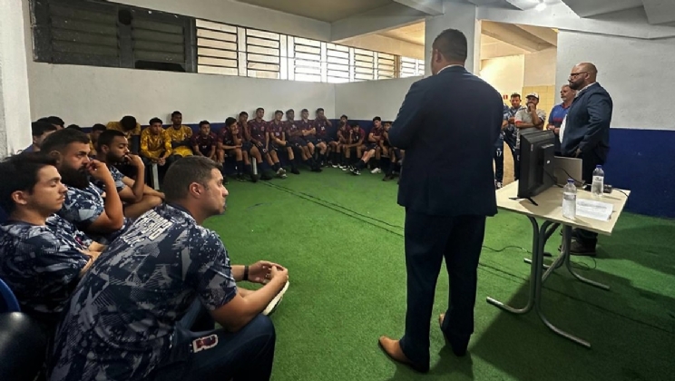 Lottopar faz palestra sobre integridade esportiva para a base do Paraná Clube