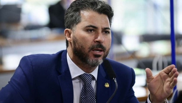 Senador requer bloqueio de bets autorizadas na lista nacional e o afastamento Regis Dudena da SPA