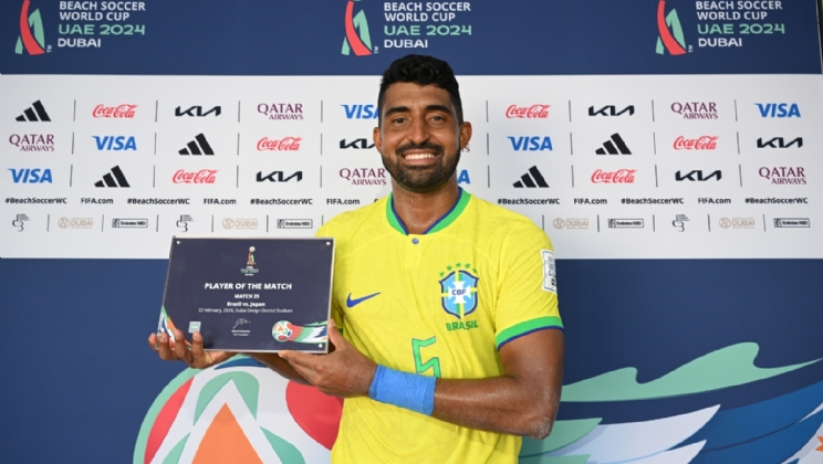 BETesporte parabeniza Brasil pela Copa do Mundo de Beach Soccer e homenageia Filipe Silva