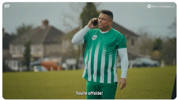 Ronaldo Fenômeno returns to the pitch in a Paddy Power campaign