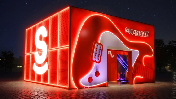 Superbet é patrocinadora do Lollapalooza Brasil 2024 com estande de 100 m2 próximo ao palco