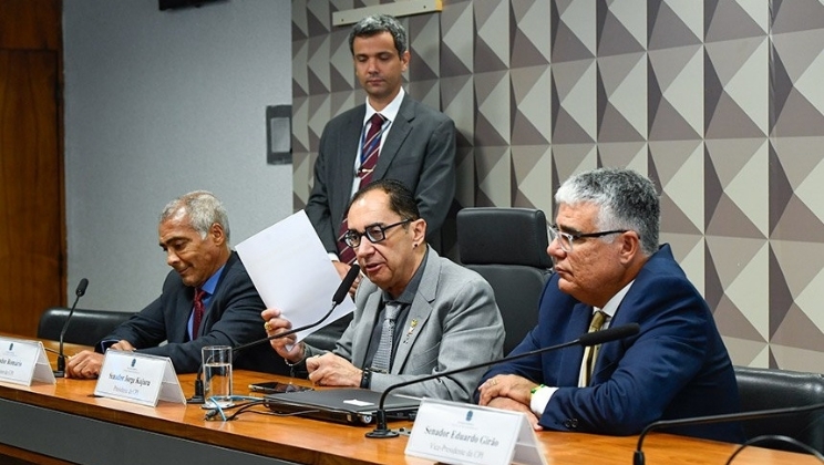 Com os senadores Kajuru e Romario à frente, foi instalada a CPI das apostas esportivas