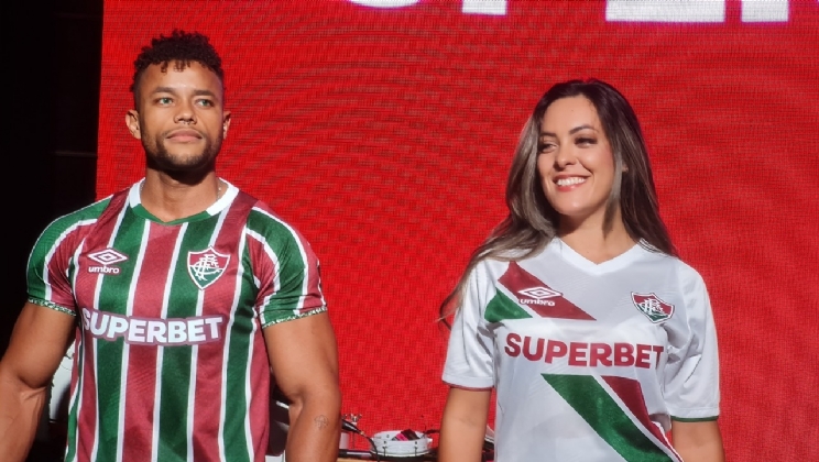 Fluminense apresentou oficialmente a Superbet em um grande show de luzes e prêmios