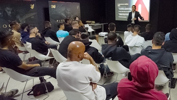 Em parceria com a Genius Sports, Athletico Paranaense promove workshops de integridade no futebol