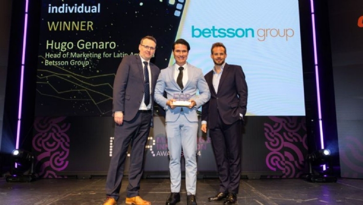 Brasileiro Hugo Genaro é premiado como Profissional de Marketing do Ano em Londres