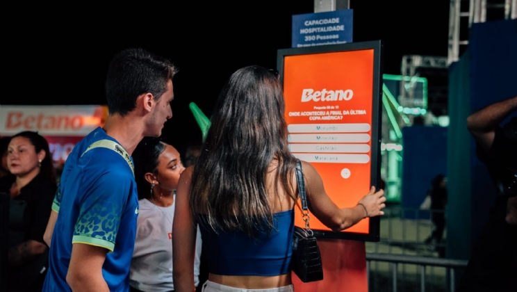 Betano leva o grupo Fundo de Quintal para sua Fan Zone da Copa América em Copacabana