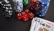 Conheça 8 jogadores de Poker famosos