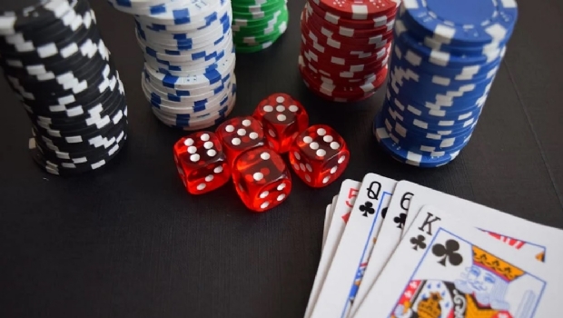 Conheça 8 jogadores de Poker famosos