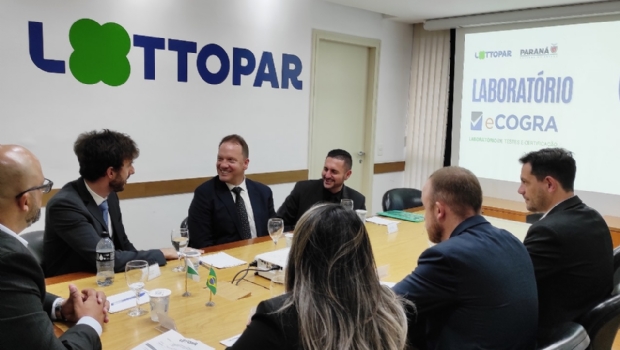 eCogra receives accreditation certificate during visit to Lottopar